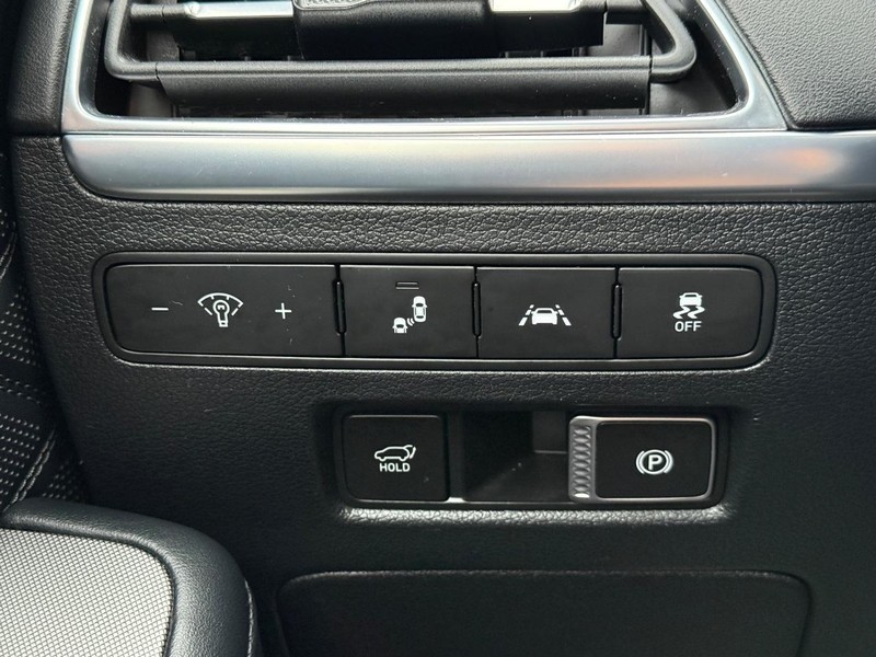 Hyundai Palisade Vehicle Full-screen Gallery Image 30