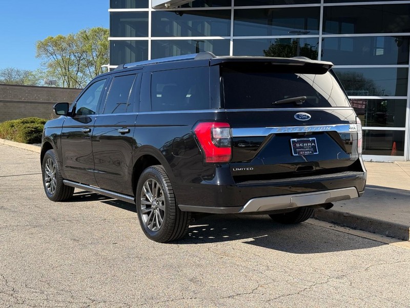 Ford Expedition Max Vehicle Full-screen Gallery Image 05