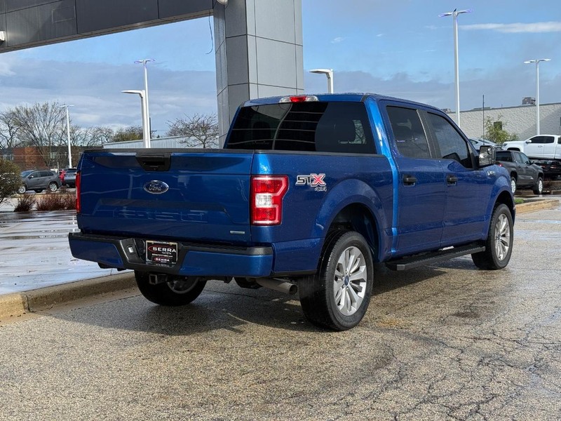 Ford F-150 Vehicle Full-screen Gallery Image 03