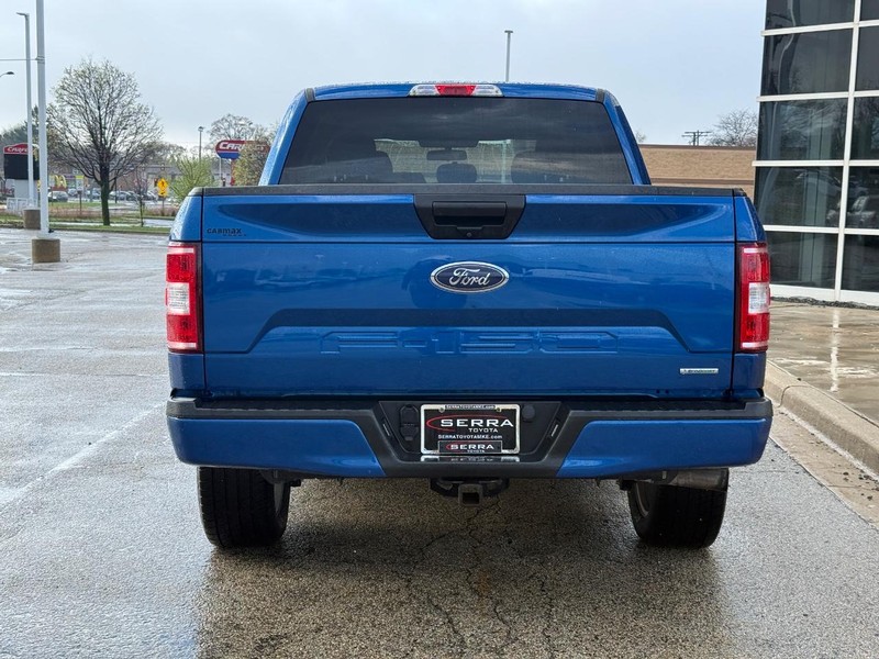 Ford F-150 Vehicle Full-screen Gallery Image 04