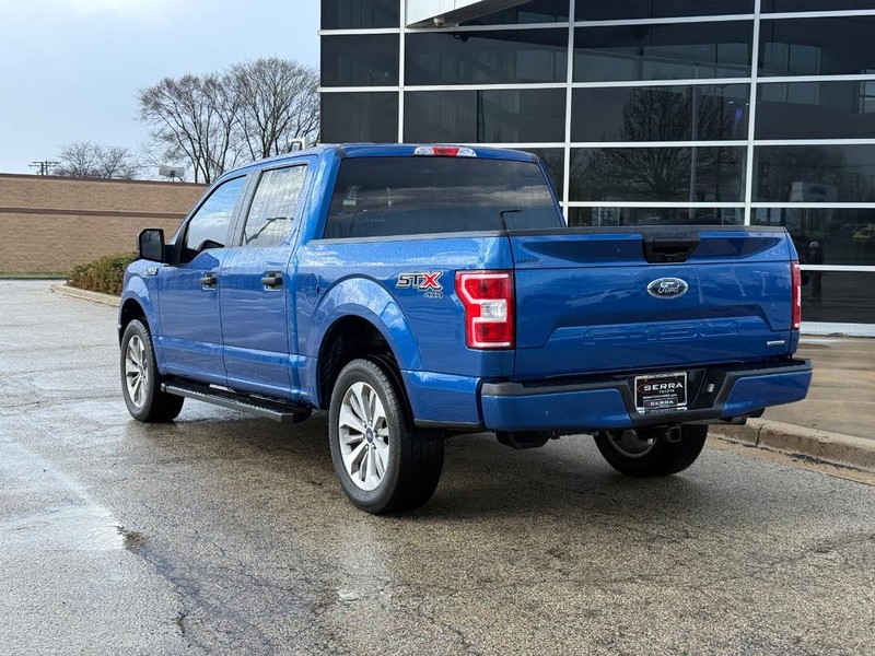 Ford F-150 Vehicle Full-screen Gallery Image 05