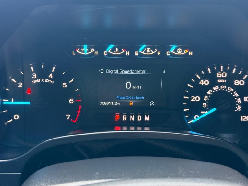 Ford F-150 Vehicle Full-screen Gallery Image 22