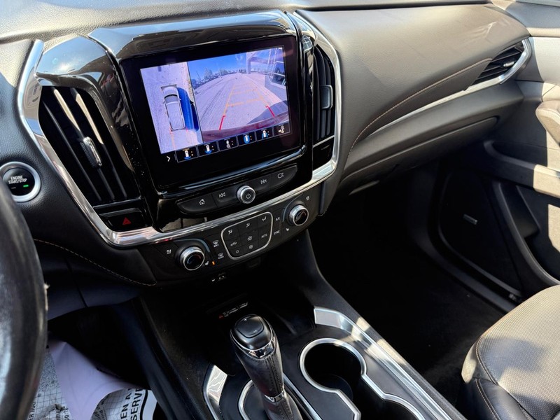 Chevrolet Traverse Vehicle Full-screen Gallery Image 26
