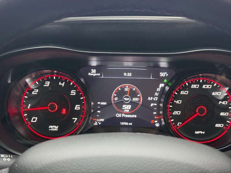 Dodge Charger Vehicle Full-screen Gallery Image 22