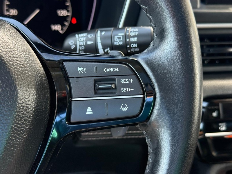 Honda Pilot Vehicle Full-screen Gallery Image 22