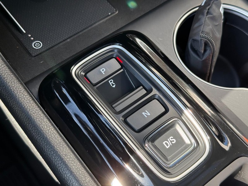 Honda Pilot Vehicle Full-screen Gallery Image 27