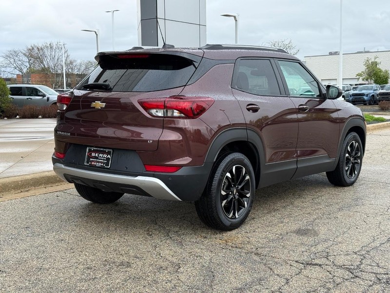 Chevrolet TrailBlazer Vehicle Full-screen Gallery Image 03