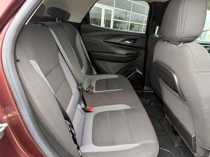 Chevrolet TrailBlazer Vehicle Full-screen Gallery Image 12