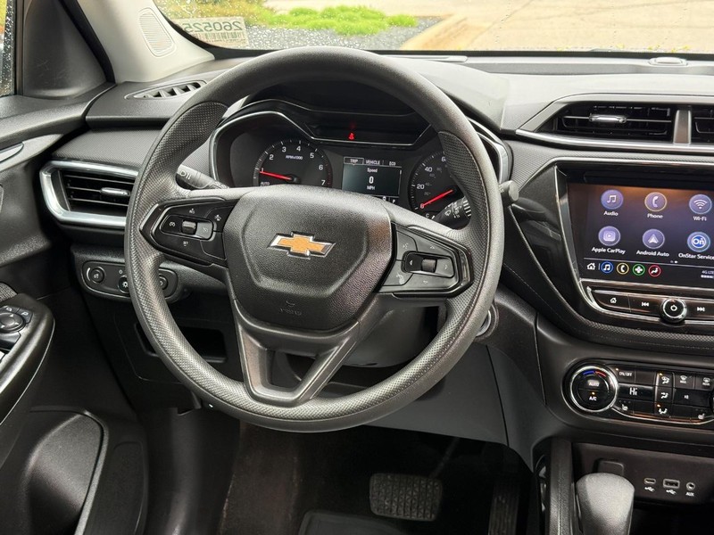 Chevrolet TrailBlazer Vehicle Full-screen Gallery Image 14