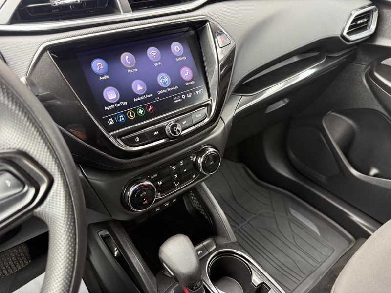 Chevrolet TrailBlazer Vehicle Full-screen Gallery Image 25