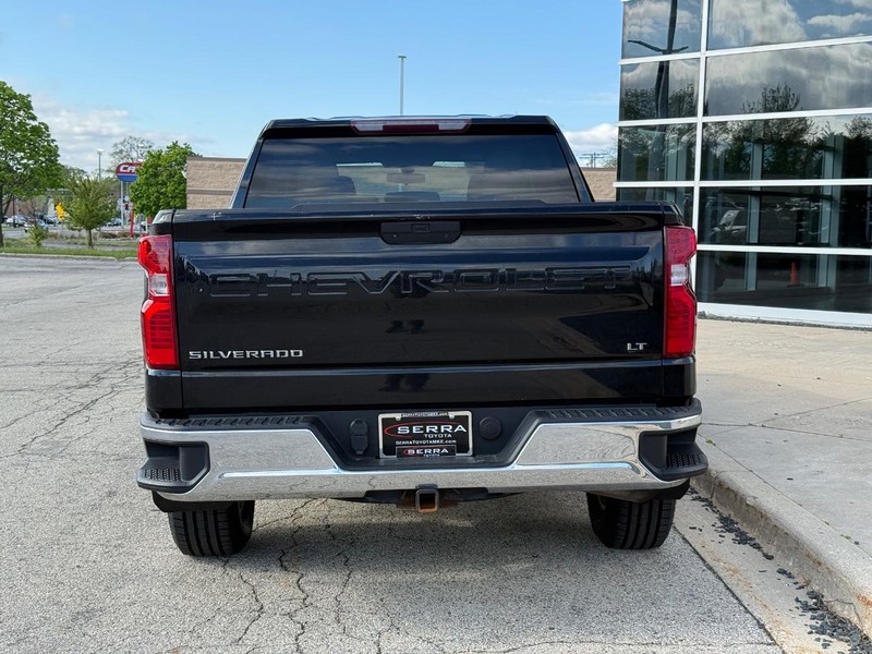 Chevrolet Silverado 1500 Vehicle Full-screen Gallery Image 04