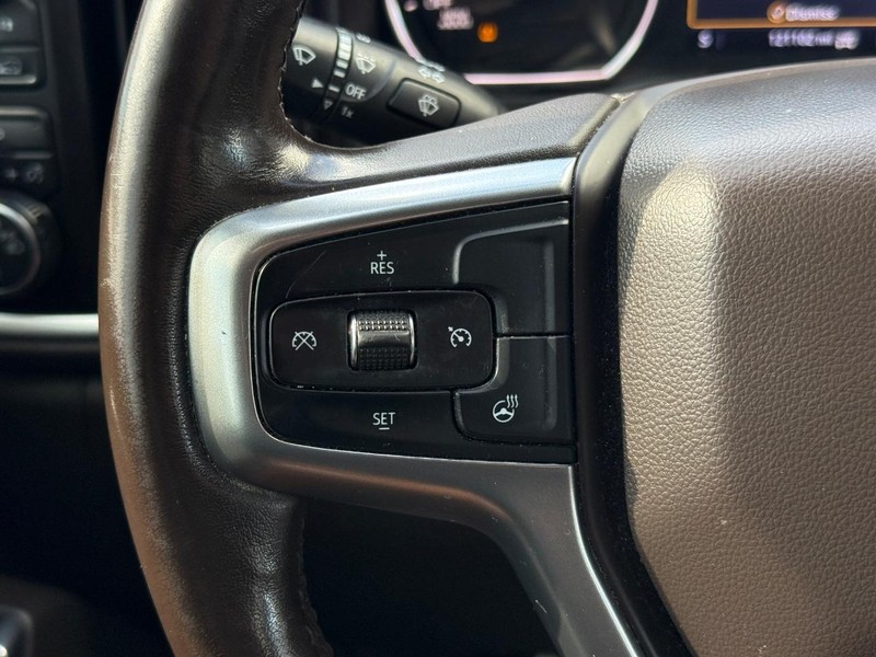 Chevrolet Silverado 1500 Vehicle Full-screen Gallery Image 20