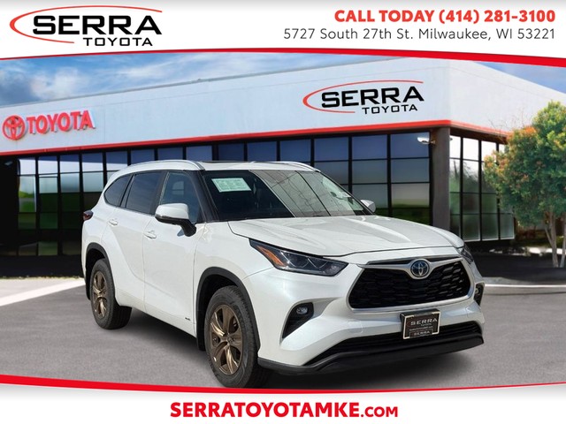 Milwaukee WI 2023 Toyota Highlander more details - toyota highlander