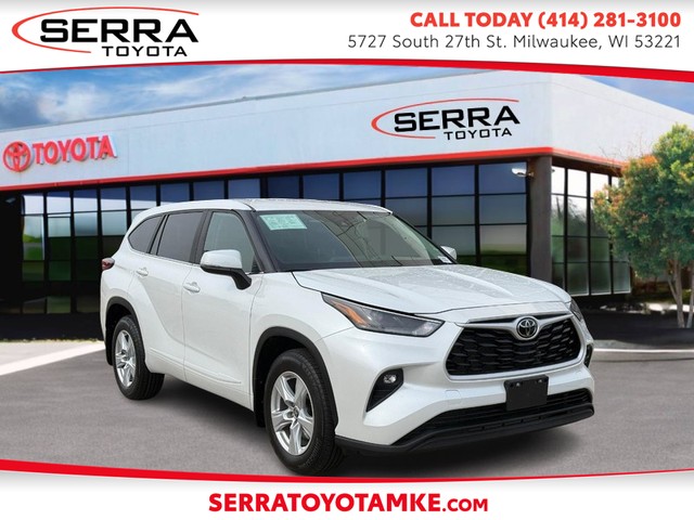 Milwaukee WI 2023 Toyota Highlander more details - toyota highlander
