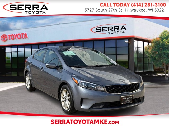 Milwaukee WI 2017 Kia Forte more details - kia forte
