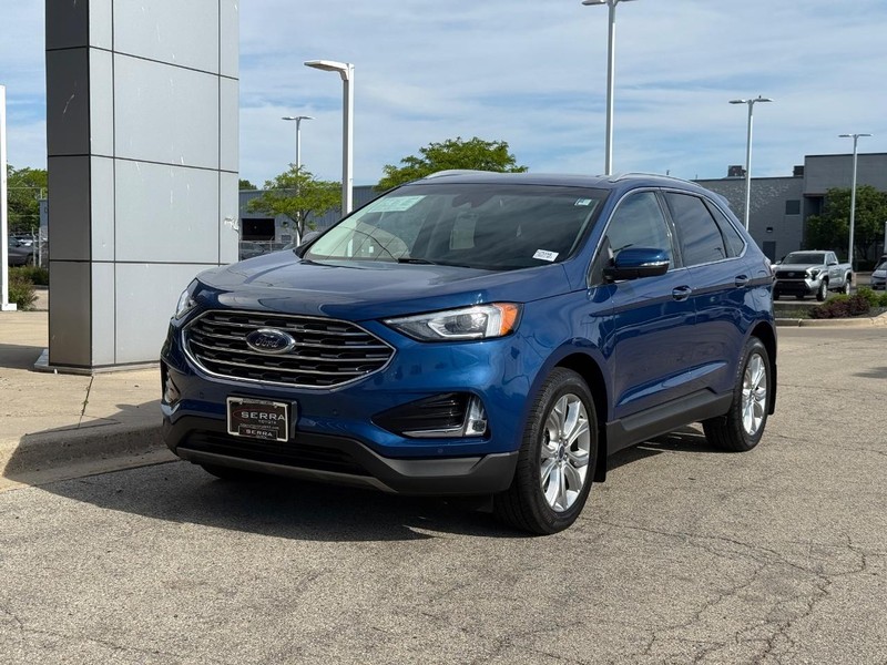 Ford Edge Vehicle Full-screen Gallery Image 07