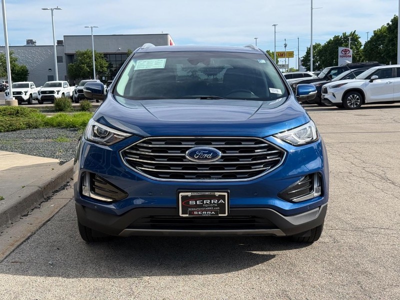 Ford Edge Vehicle Full-screen Gallery Image 08