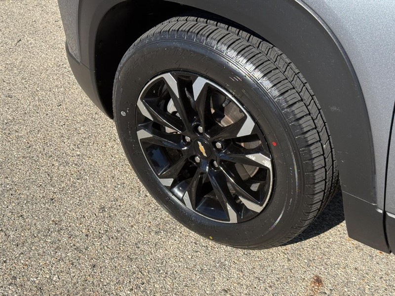 Chevrolet TrailBlazer Vehicle Full-screen Gallery Image 10