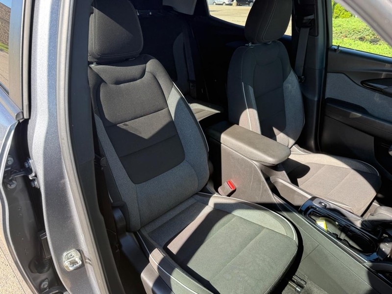 Chevrolet TrailBlazer Vehicle Full-screen Gallery Image 11