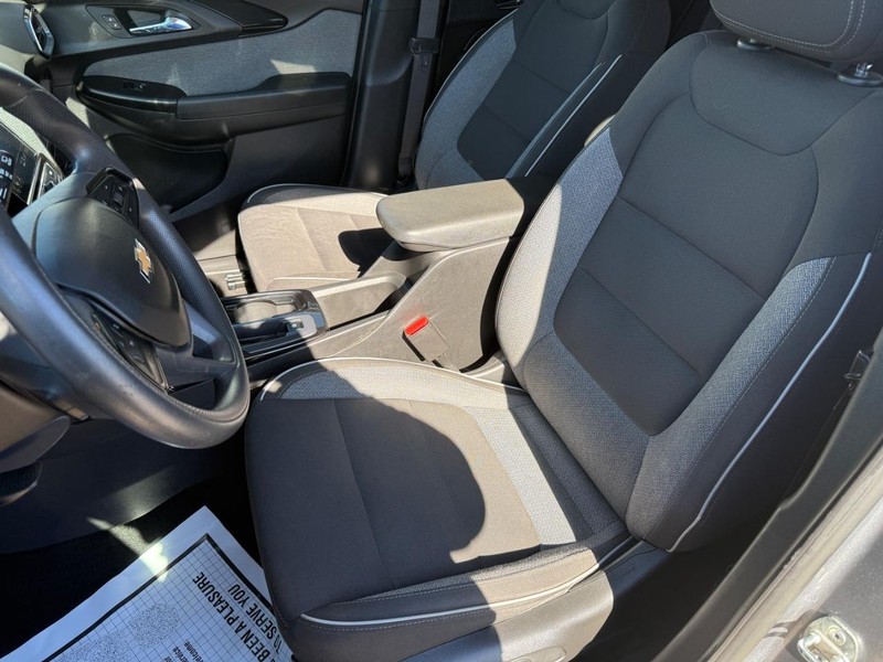 Chevrolet TrailBlazer Vehicle Full-screen Gallery Image 16