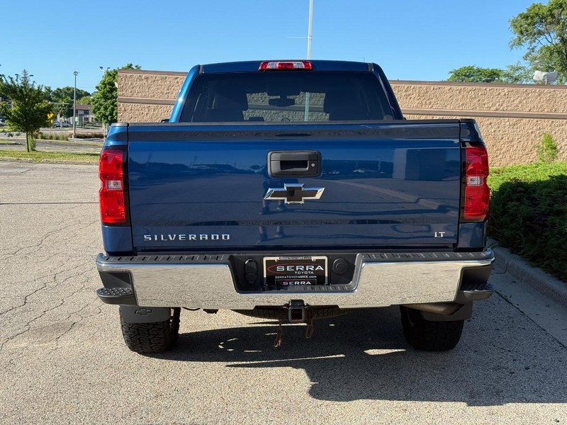 Chevrolet Silverado 1500 Vehicle Full-screen Gallery Image 04