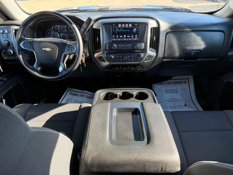 Chevrolet Silverado 1500 Vehicle Full-screen Gallery Image 13