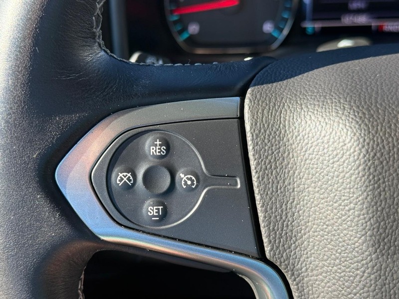 Chevrolet Silverado 1500 Vehicle Full-screen Gallery Image 20
