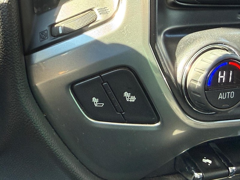 Chevrolet Silverado 3500HD Built After Aug 14 Vehicle Full-screen Gallery Image 29