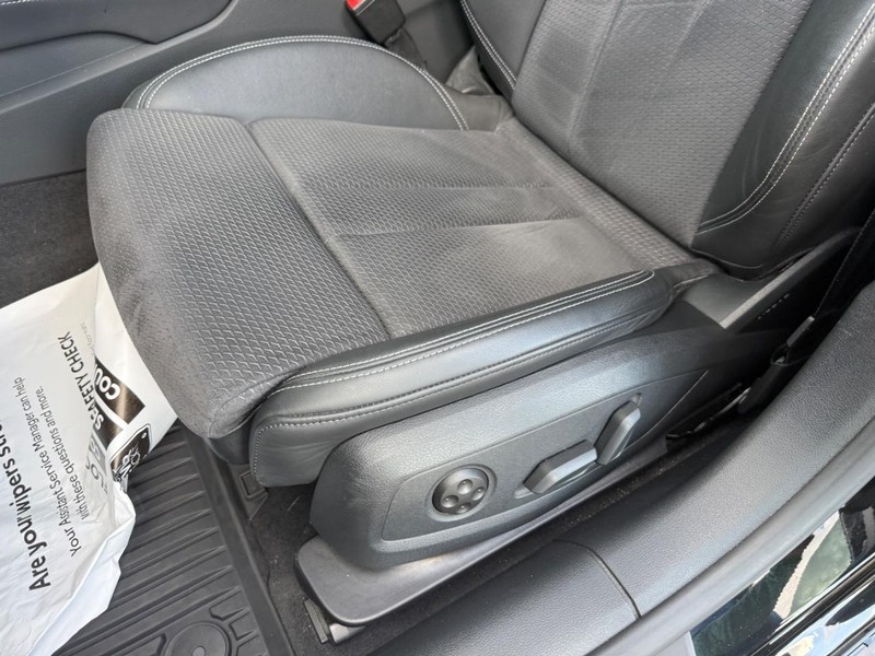 Audi A5 Sportback Vehicle Full-screen Gallery Image 17