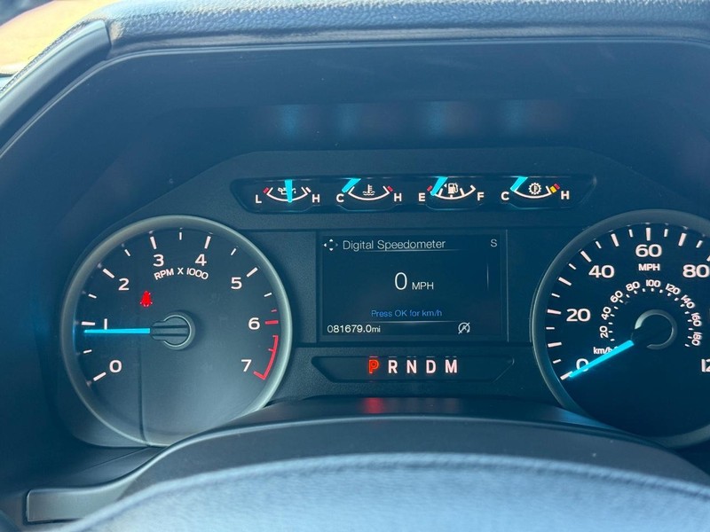 Ford F-150 Vehicle Full-screen Gallery Image 22