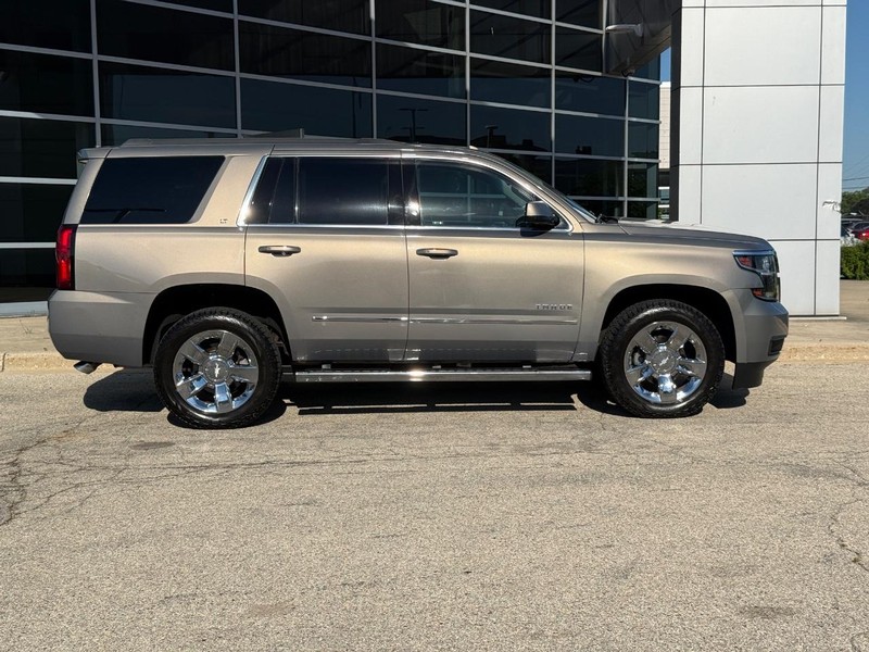 Chevrolet Tahoe Vehicle Full-screen Gallery Image 02