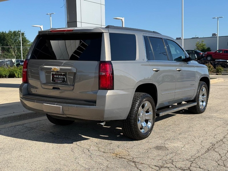 Chevrolet Tahoe Vehicle Full-screen Gallery Image 03
