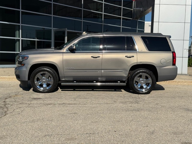 Chevrolet Tahoe Vehicle Full-screen Gallery Image 06