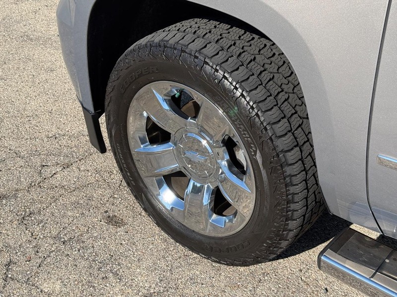 Chevrolet Tahoe Vehicle Full-screen Gallery Image 10