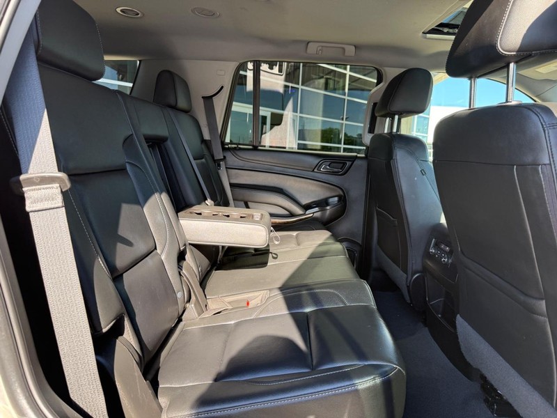 Chevrolet Tahoe Vehicle Full-screen Gallery Image 12