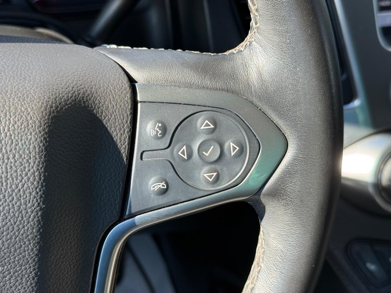 Chevrolet Tahoe Vehicle Full-screen Gallery Image 20