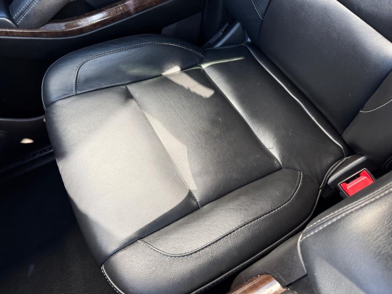 Chevrolet Tahoe Vehicle Full-screen Gallery Image 25