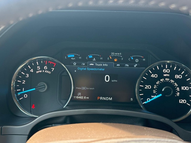 Ford F-150 Vehicle Full-screen Gallery Image 22