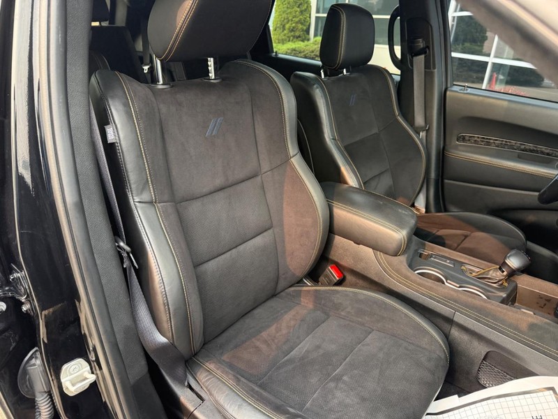 Dodge Durango Vehicle Full-screen Gallery Image 11