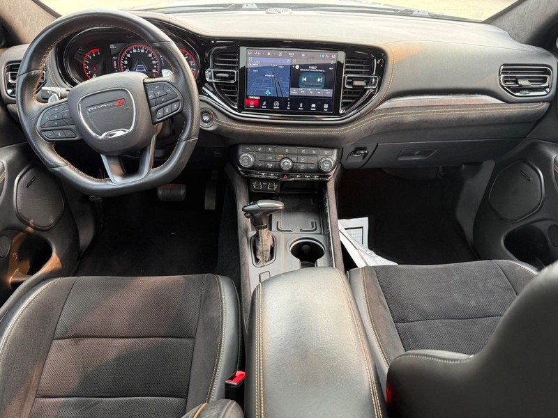 Dodge Durango Vehicle Full-screen Gallery Image 14