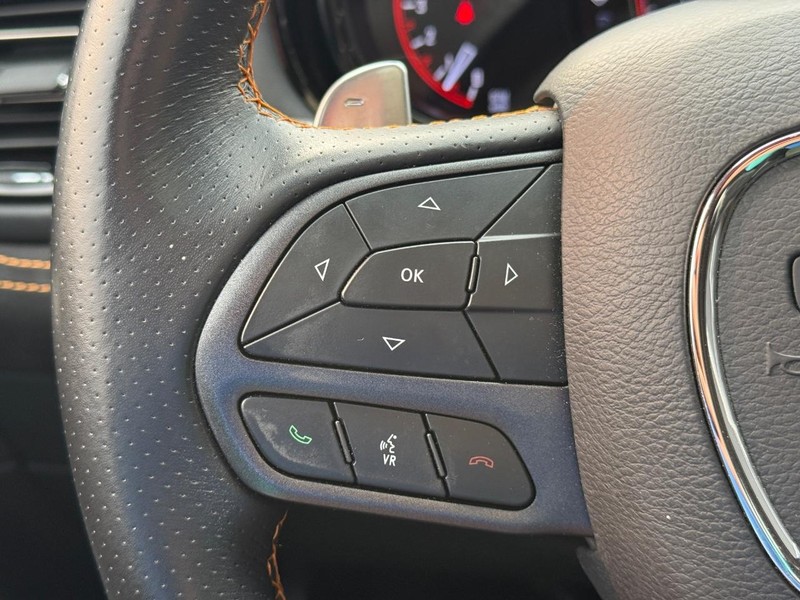 Dodge Durango Vehicle Full-screen Gallery Image 21