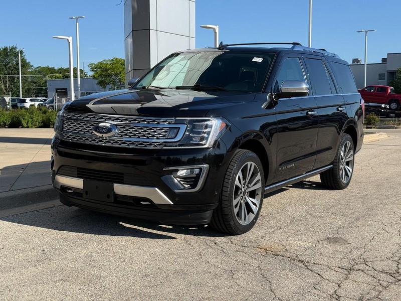Ford Expedition Vehicle Full-screen Gallery Image 06