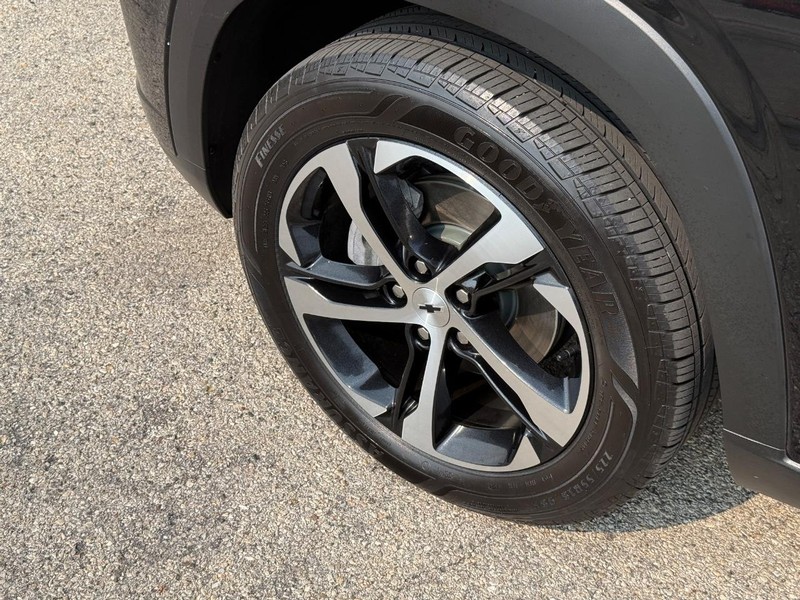 Chevrolet Trax Vehicle Full-screen Gallery Image 10