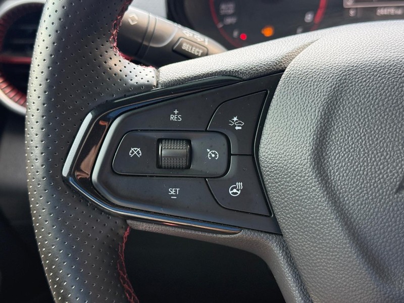 Chevrolet Trax Vehicle Full-screen Gallery Image 20