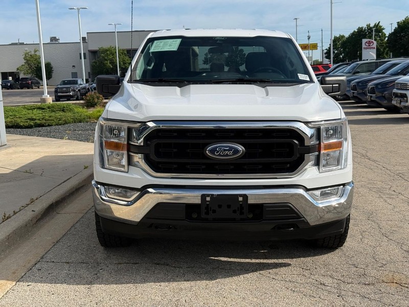 Ford F-150 Vehicle Full-screen Gallery Image 08