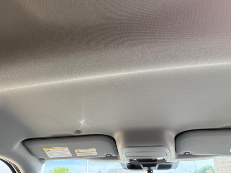 Ford F-150 Vehicle Full-screen Gallery Image 15
