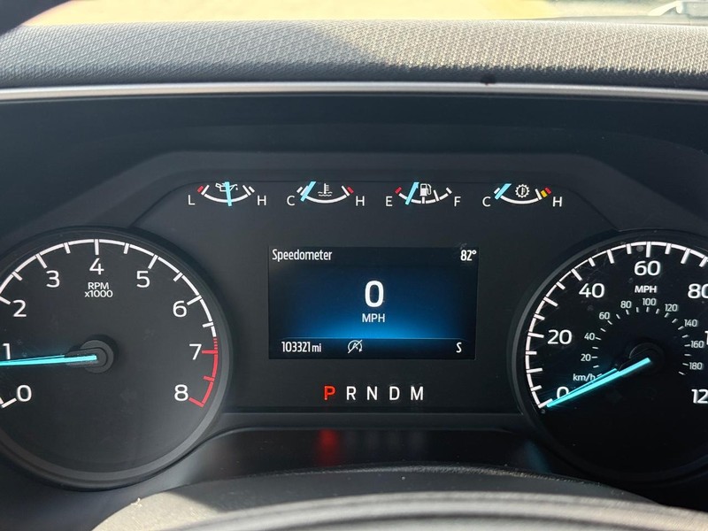 Ford F-150 Vehicle Full-screen Gallery Image 22