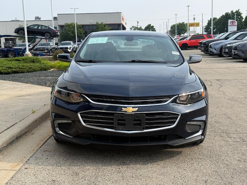 Chevrolet Malibu Vehicle Full-screen Gallery Image 08