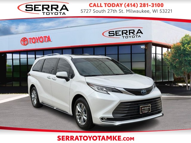 Milwaukee WI 2025 Toyota Sienna more details - toyota sienna