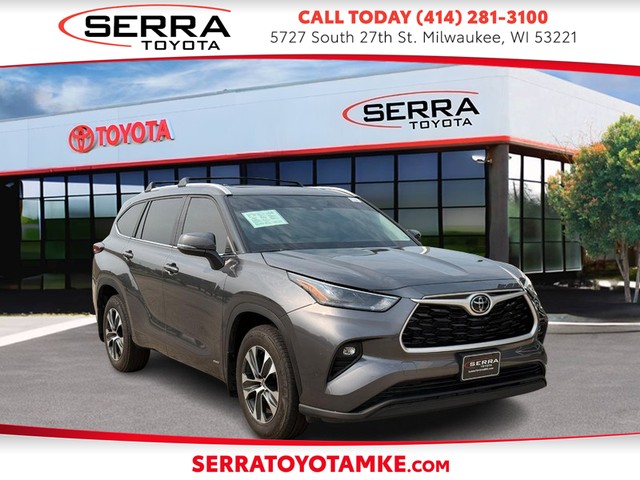 Milwaukee WI 2025 Toyota Highlander more details - toyota highlander
